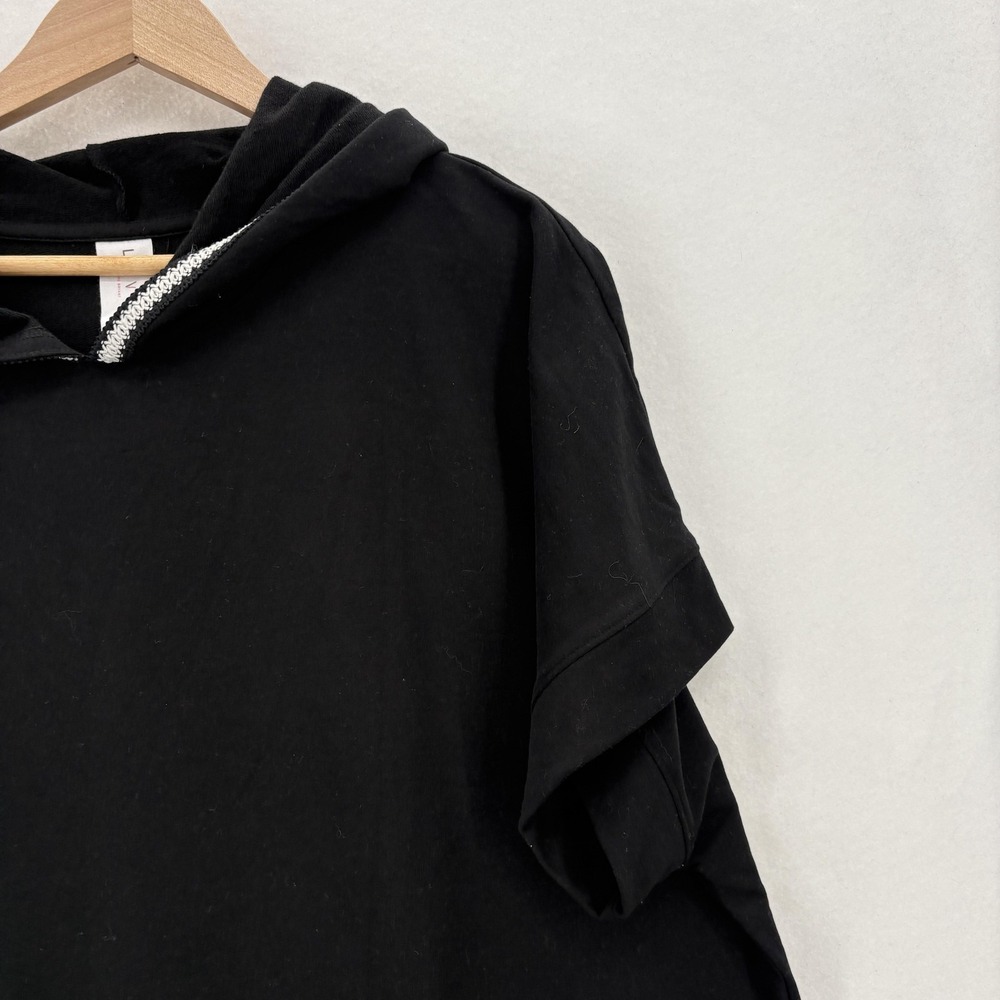LIVI Lane Bryant Black Short-Sleeve Hooded Sweatshirt with White Trim, like NEW! - Picture 2 of 12